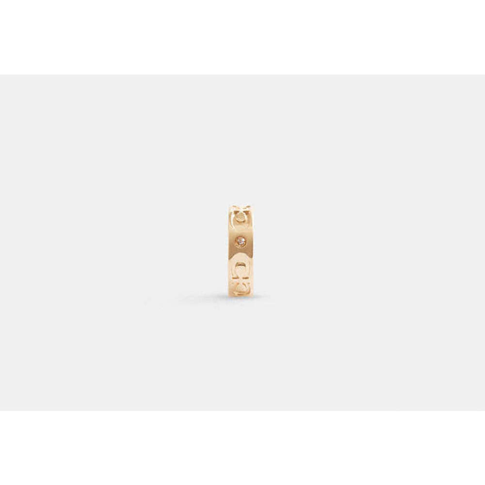 Signature Kissing Ear Cuff